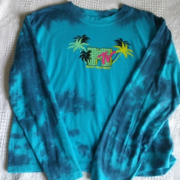 MTV Tops - MTV long sleeve t-shirt NWT Med